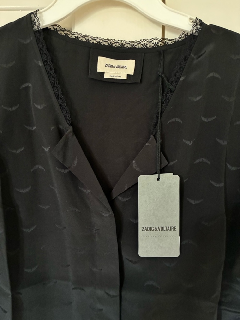 🌟NWT🌟 ZADIG & VOLTAIRE Tiffany Jacquard Wings Silk Blouse In Black - Picture 3 of 10